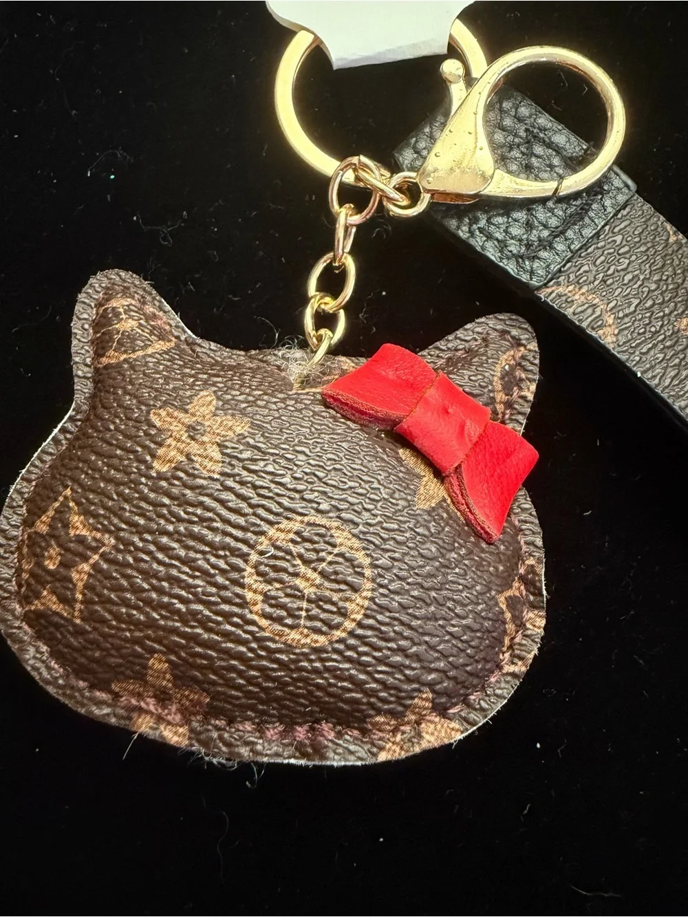 NWT Cute Cat Face Keychain Faux Leather Bag Purse Charm Brown Monogram Keychain